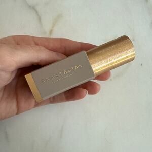 Anastasia Beverly Hills Core Shadow Smooth Blur Contour Stick Brown